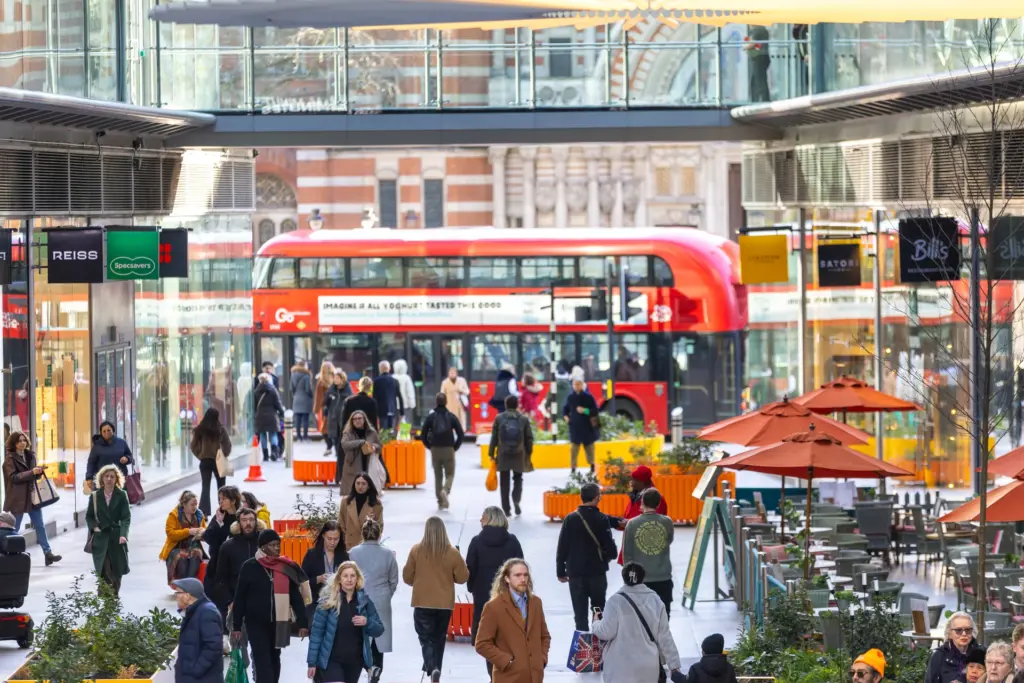 cardinal-place-victoria-public-plaza-people-bus-shops
